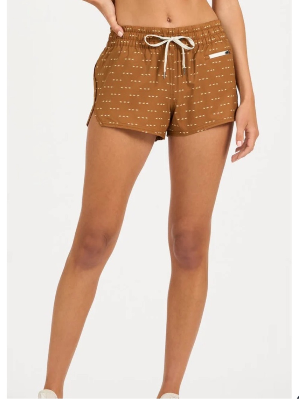 Vuori Clementine Rust Brown/Mustard Printed Women’s Athletic Shorts